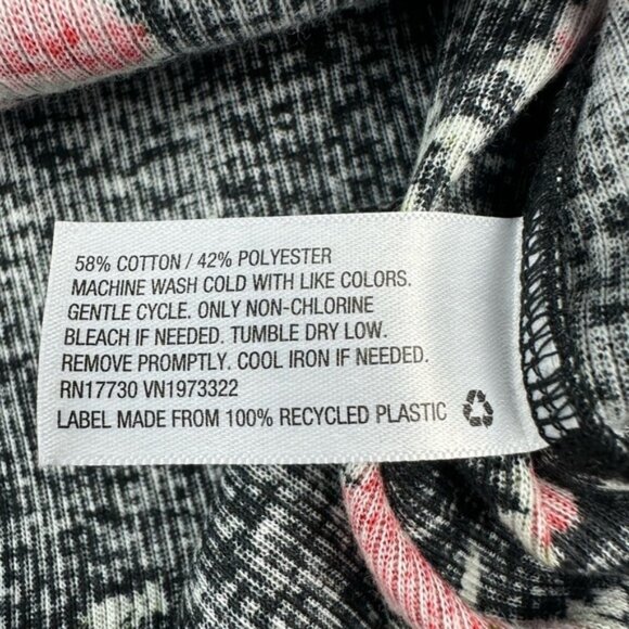 Wild Fable Cropped Henley Long Sleeve Shirt Size M - Picture 3 of 9